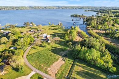 Lake Lot For Sale in Guntersville, Alabama