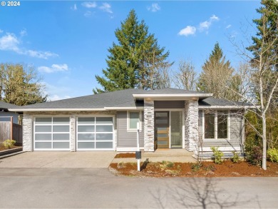 Lake Home For Sale in Lake Oswego, Oregon