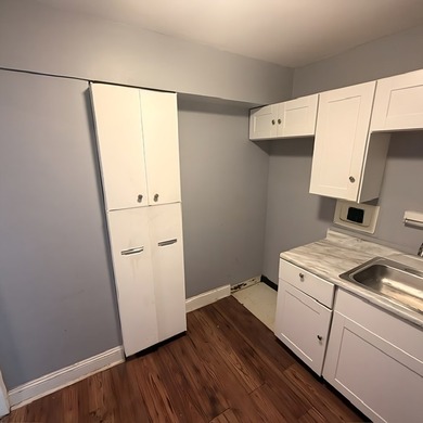 Experience lakefront living at the highly desirable Lake Terrace - photo 17