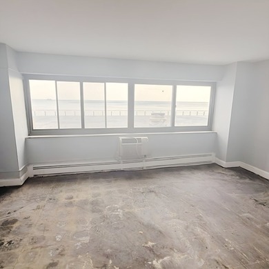 Experience lakefront living at the highly desirable Lake Terrace - photo 19