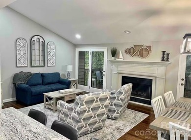 GREAT RENTAL HISTORY on this recently renovated townhome with a - photo 8