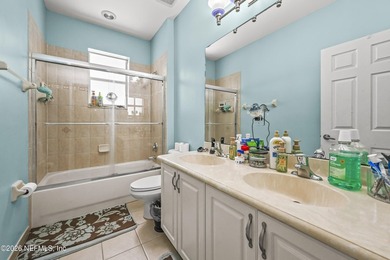 Lake Worth Gem in Savannah Estates! Welcome to this beautiful - photo 36