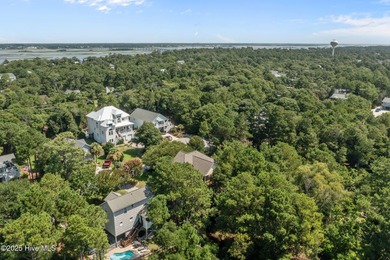 Coastal Comfort in Dolphin's Ridge - Custom-Built & Close to the