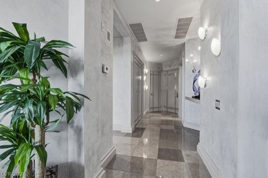 Completely customized residence on the 26th floor. Experience - photo 6