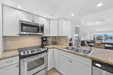 Boater's paradise awaits! This exceptional pet-friendly - photo 12