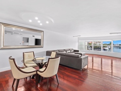 Boater's paradise awaits! This exceptional pet-friendly - photo 19