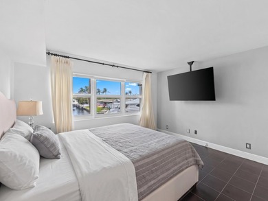 Boater's paradise awaits! This exceptional pet-friendly - photo 21