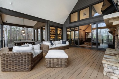 Extraordinary custom luxury estate situated on 3.34 private - photo 50