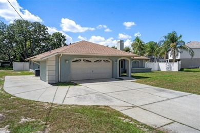 Welcome to your Spring Hill Florida dream home! This beautifully - photo 4