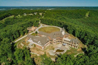 Spectacular Gated Estate on 104 Lakefront Acres! - photo 4