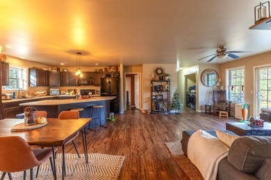 Enjoy privacy and comfort in this inviting 3-bedroom, 2 full - photo 18