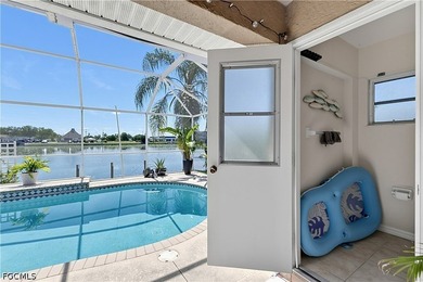 Welcome to this beautifully updated 4-bedroom plus den, 2.5-bath - photo 24