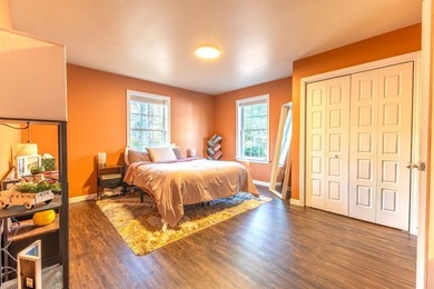 Enjoy privacy and comfort in this inviting 3-bedroom, 2 full - photo 27