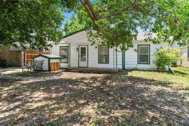 Mountain Creek Lake Home For Sale in Grand Prairie Texas