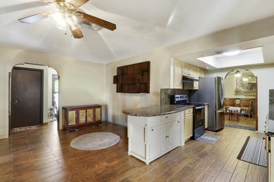 Spacious pool home in the desirable neighborhood of Garden Isles - photo 35