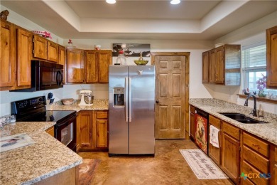 Your very own *Home On the Range* in Llano,TX! Turn key