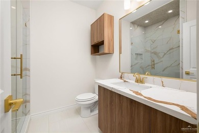Modern luxury meets prime location. This 4 bedroom, 3.5 bathroom - photo 12