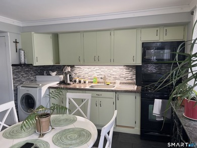 Recently updated 2 Br townhouse in Success Village. Newer - photo 5