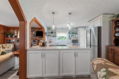 Experience the charm of lakefront living on peaceful non-sports - photo 16