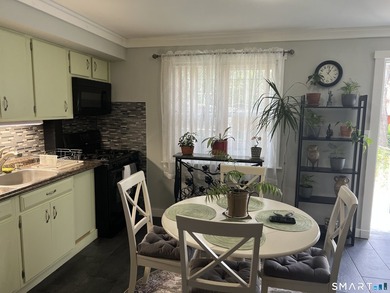 Recently updated 2 Br townhouse in Success Village. Newer - photo 7