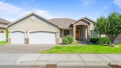 (private lake, pond, coastal) Home For Sale in Kennewick Washington