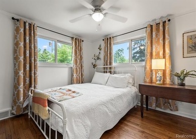 Experience the charm of lakefront living on peaceful non-sports - photo 25