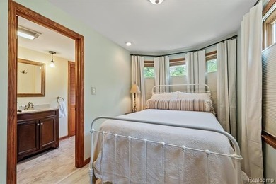 Experience the charm of lakefront living on peaceful non-sports - photo 32