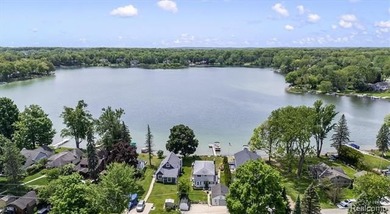 Experience the charm of lakefront living on peaceful non-sports - photo 50