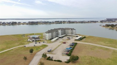 Richland Chambers Lake Condo For Sale in Corsicana Texas