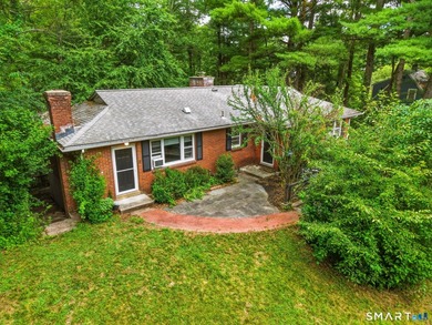 Welcome to your private lakeside retreat! Tucked away on a quiet - photo 1