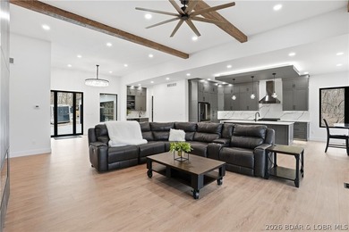 Welcome to your new modern retreat in Porto Cima. This stunning - photo 7