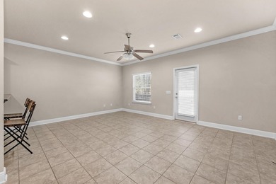 Spacious 3-bedroom, 2.5-bathroom townhome located just minutes - photo 12