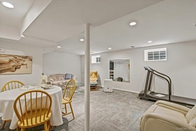 Beautifully landscaped Center Hall Colonial in a most desirable - photo 28