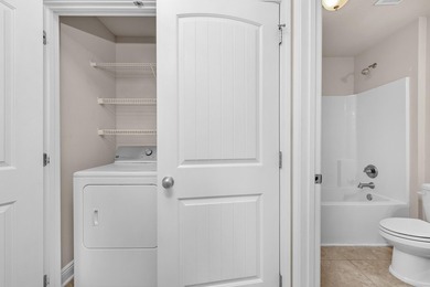 Spacious 3-bedroom, 2.5-bathroom townhome located just minutes - photo 31