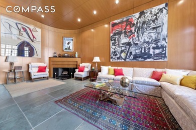 *Elegant Living at The Carlyle House, designed by Charles - photo 3