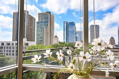 Experience elevated city living in this beautifully updated 2BR - photo 17
