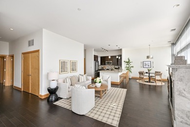 Experience elevated city living in this beautifully updated 2BR - photo 19