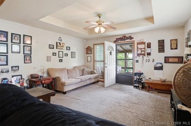 4 Beds | 2 Bath fixer upper in Stover, Mo! A fantastic chance to - photo 4