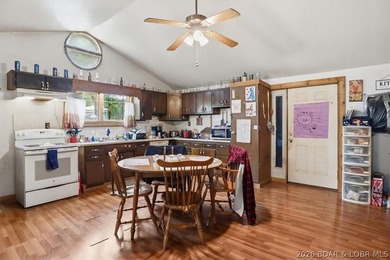 4 Beds | 2 Bath fixer upper in Stover, Mo! A fantastic chance to - photo 9