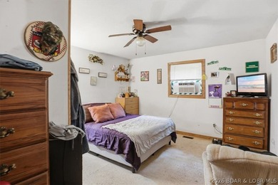 4 Beds | 2 Bath fixer upper in Stover, Mo! A fantastic chance to - photo 10