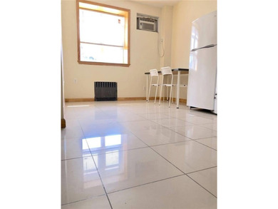 huge Rare investment potential! Sturdy brick 2 community - photo 1