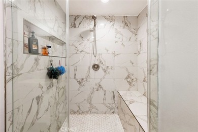 Welcome home to the Lindenwood condos! This beautifully - photo 1