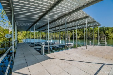 Spectacular Gated Estate on 104 Lakefront Acres! - photo 16