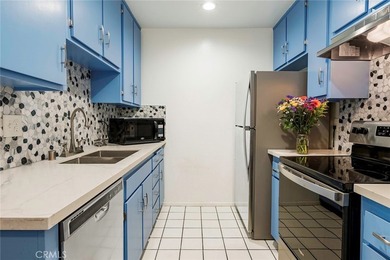 Welcome home to the Lindenwood condos! This beautifully - photo 4