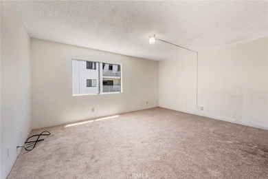 Welcome home to the Lindenwood condos! This beautifully - photo 10