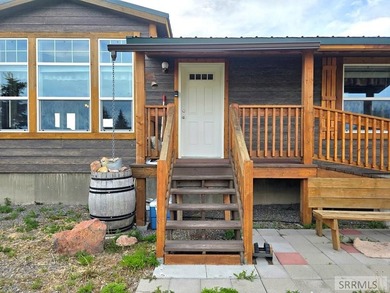 Ultimate Waterfront Living on Henry's Lake - Goose Bay Cabin - photo 6