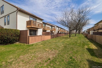 Welcome to resort-style living in the much sought-after gated - photo 19