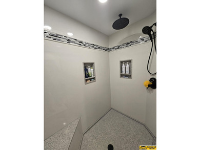 This 3 bedroom, 3 bath townhouse in the Flowing Springs Addition - photo 22