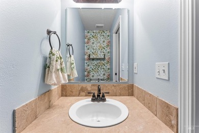 Start packing! This well-maintained 1998 Parade Home features - photo 25