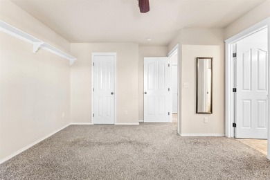 Start packing! This well-maintained 1998 Parade Home features - photo 32